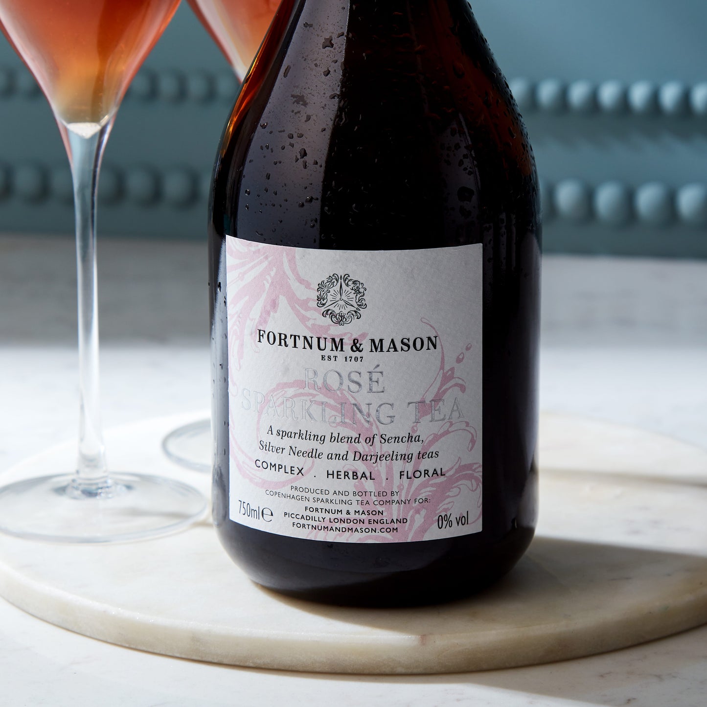 ロゼスパークリングティー