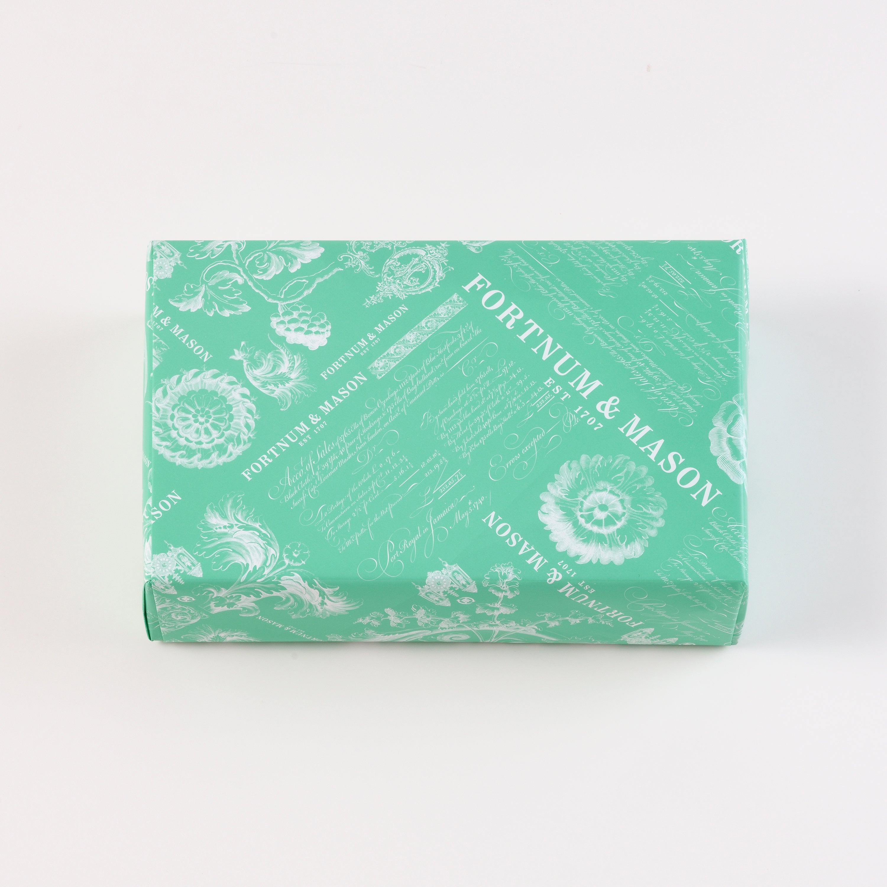 FORTNUM & MASON ギフトボックス型オーナメント新品未使用 フォートナム＆メイソンのクリスマスオーナメント2021